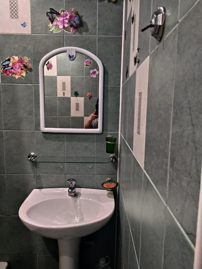 דירות Квартира В Гаграх מראה חיצוני תמונה